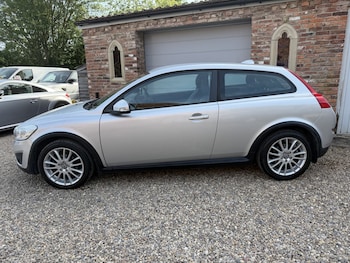 Used Volvo C30 2013 for sale - 78733123: Photo