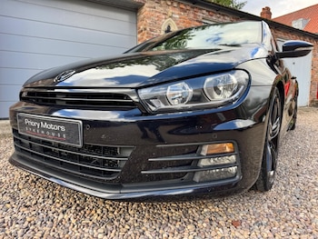 Used Volkswagen Scirocco 2015 for sale - 76231019: Photo