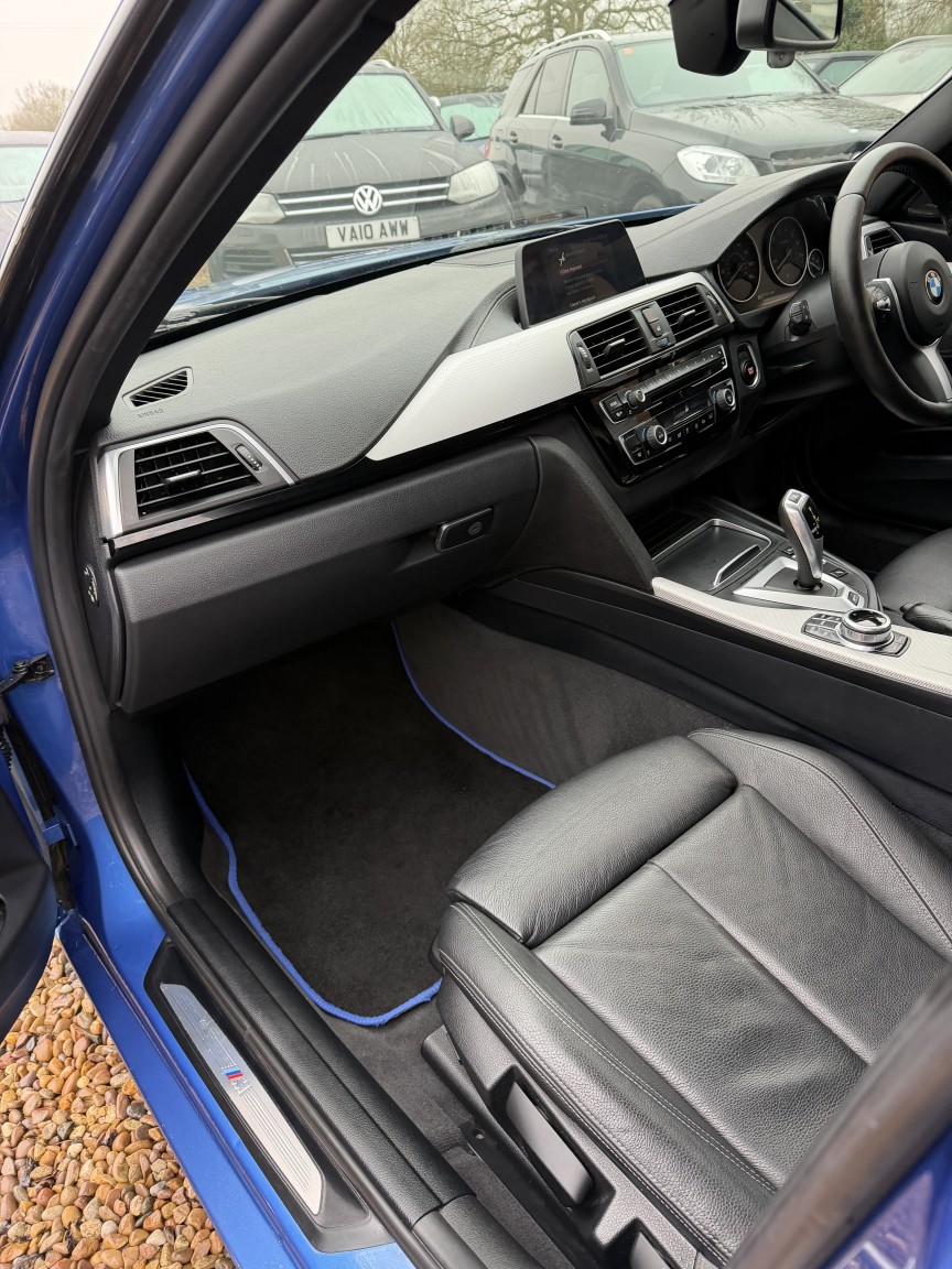 Used BMW 3 Series 2018 for sale - 76649843: Photo 14