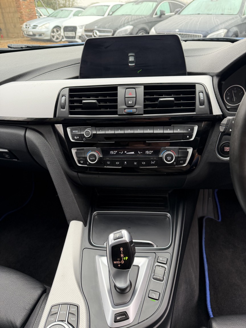 Used BMW 3 Series 2018 for sale - 76649843: Photo 21