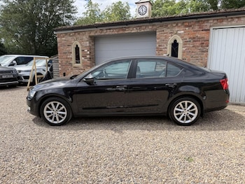 Used Skoda Octavia 2014 for sale - 79047777: Photo