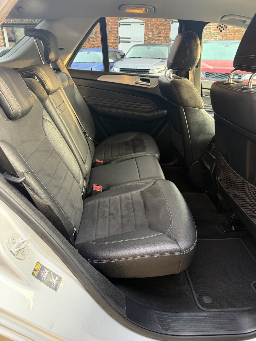 Used Mercedes-Benz M Class 2012 for sale - 76719000: Photo 17