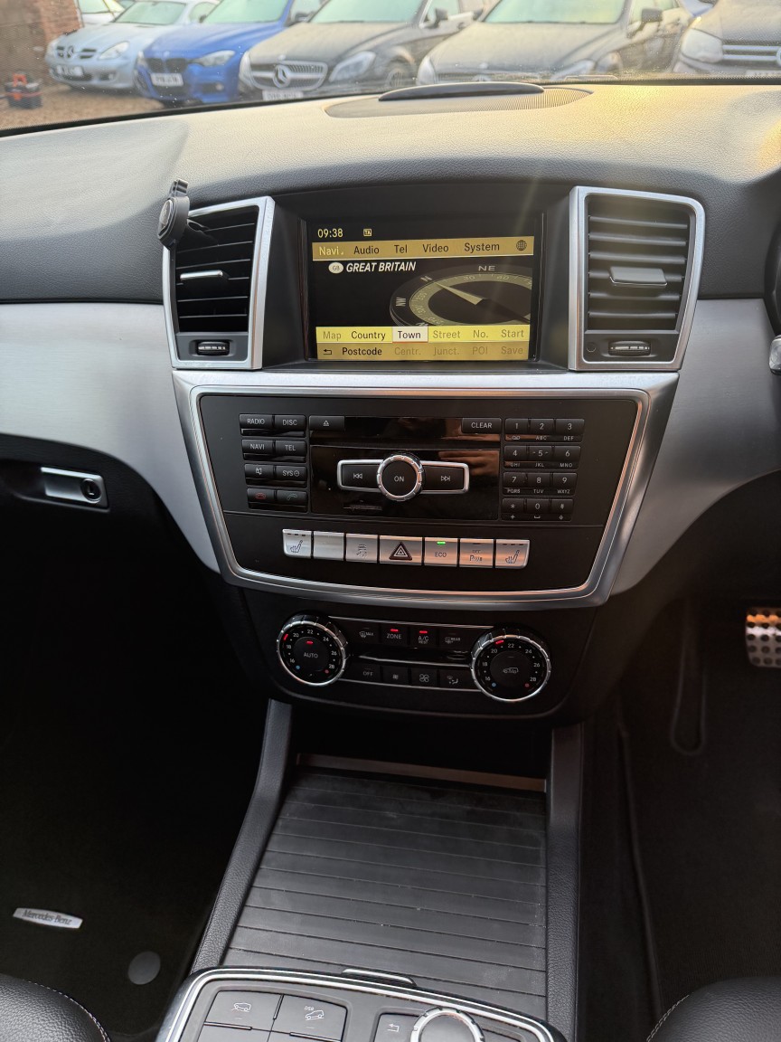 Used Mercedes-Benz M Class 2012 for sale - 76719000: Photo 21