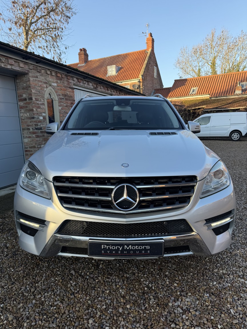 Used Mercedes-Benz M Class 2012 for sale - 76719000: Photo 6