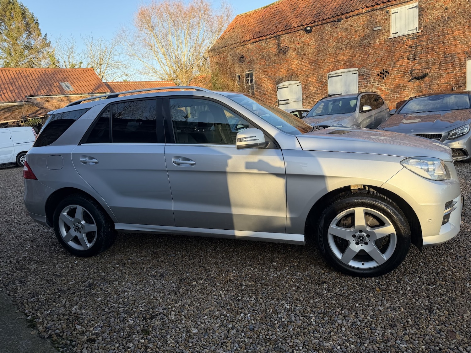 Used Mercedes-Benz M Class 2012 for sale - 76719000: Photo 8