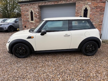 Used MINI Hatch 2011 for sale - 76114025: Photo