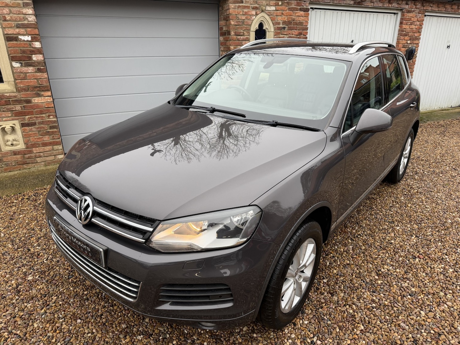 Used Volkswagen Touareg 2010 for sale - 76777039: Photo 2