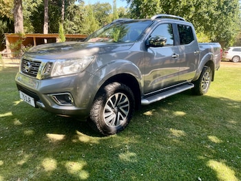 Used Nissan Navara 2017 for sale - 75574383: Photo
