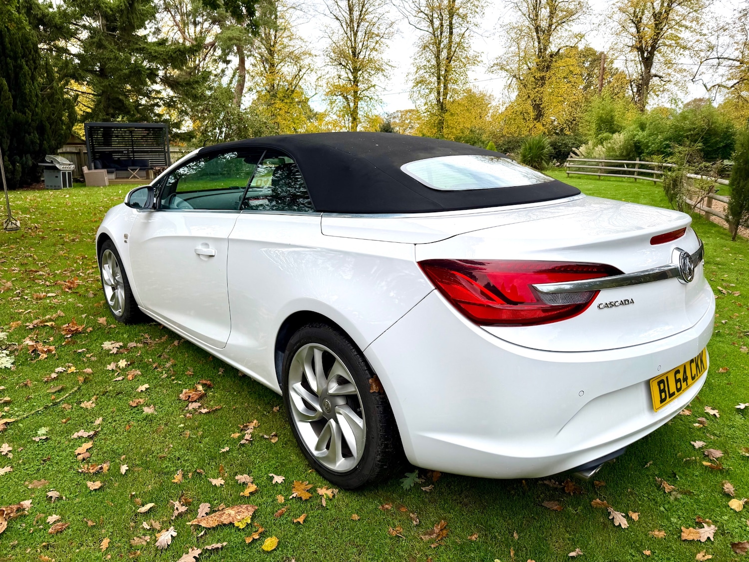 Used Vauxhall Cascada 2014 for sale - 76321781: Photo 5