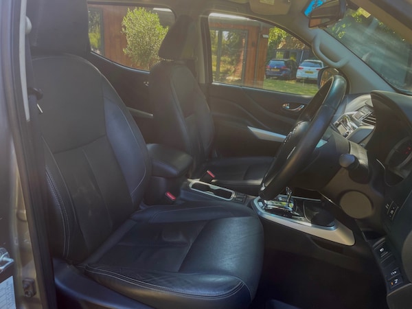 Used Nissan Navara 2018 for sale - 75792285: Photo 6