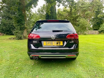 Used Volkswagen Golf 2016 for sale - 76362981: Photo