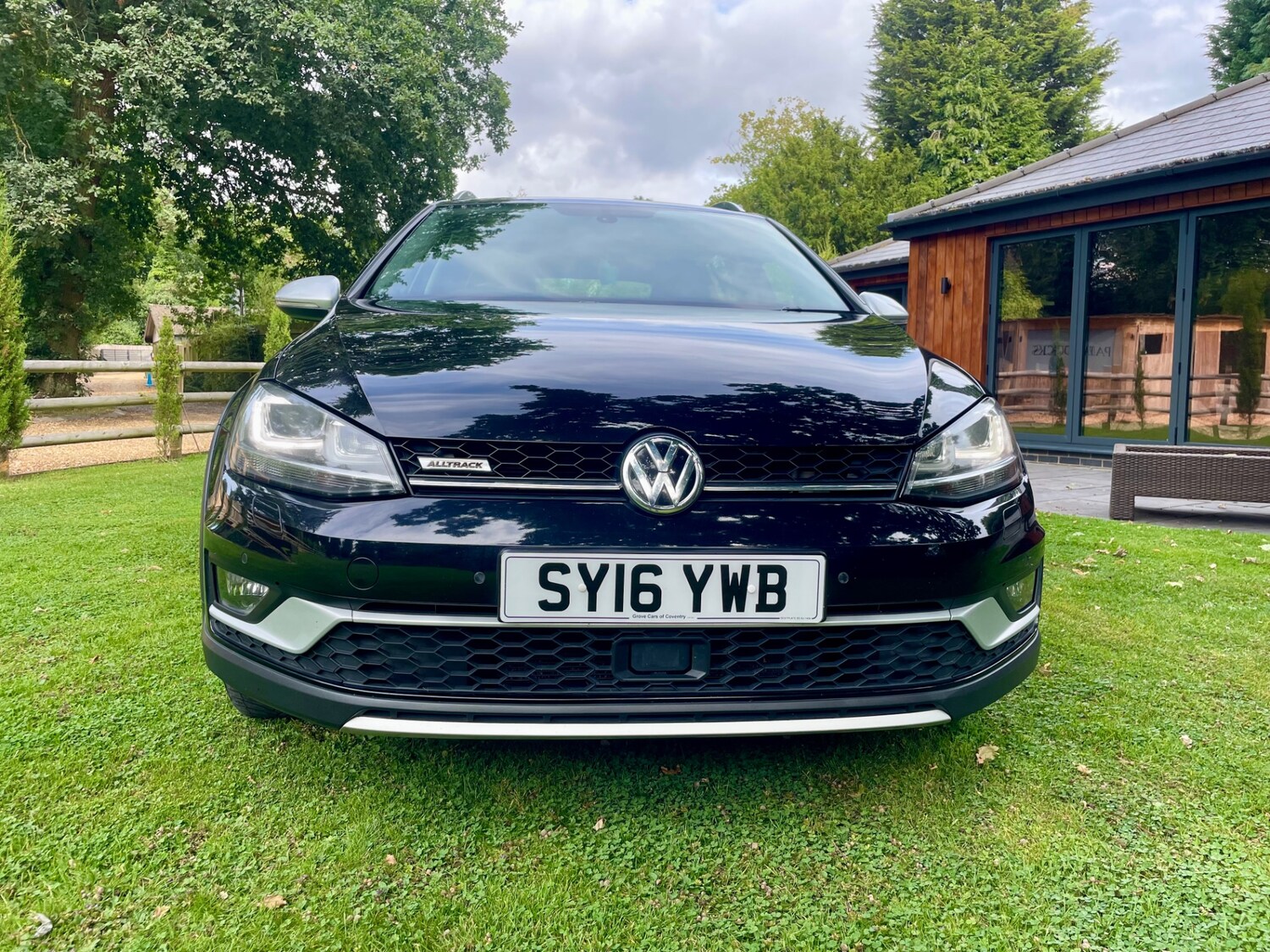 Used Volkswagen Golf 2016 for sale - 76362981: Photo 8