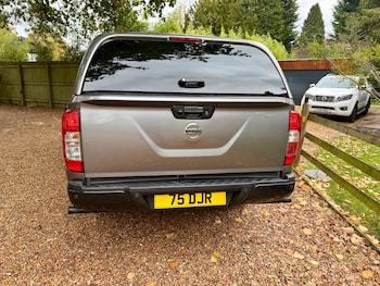 Used Nissan Navara 2021 for sale - 77298599: Photo