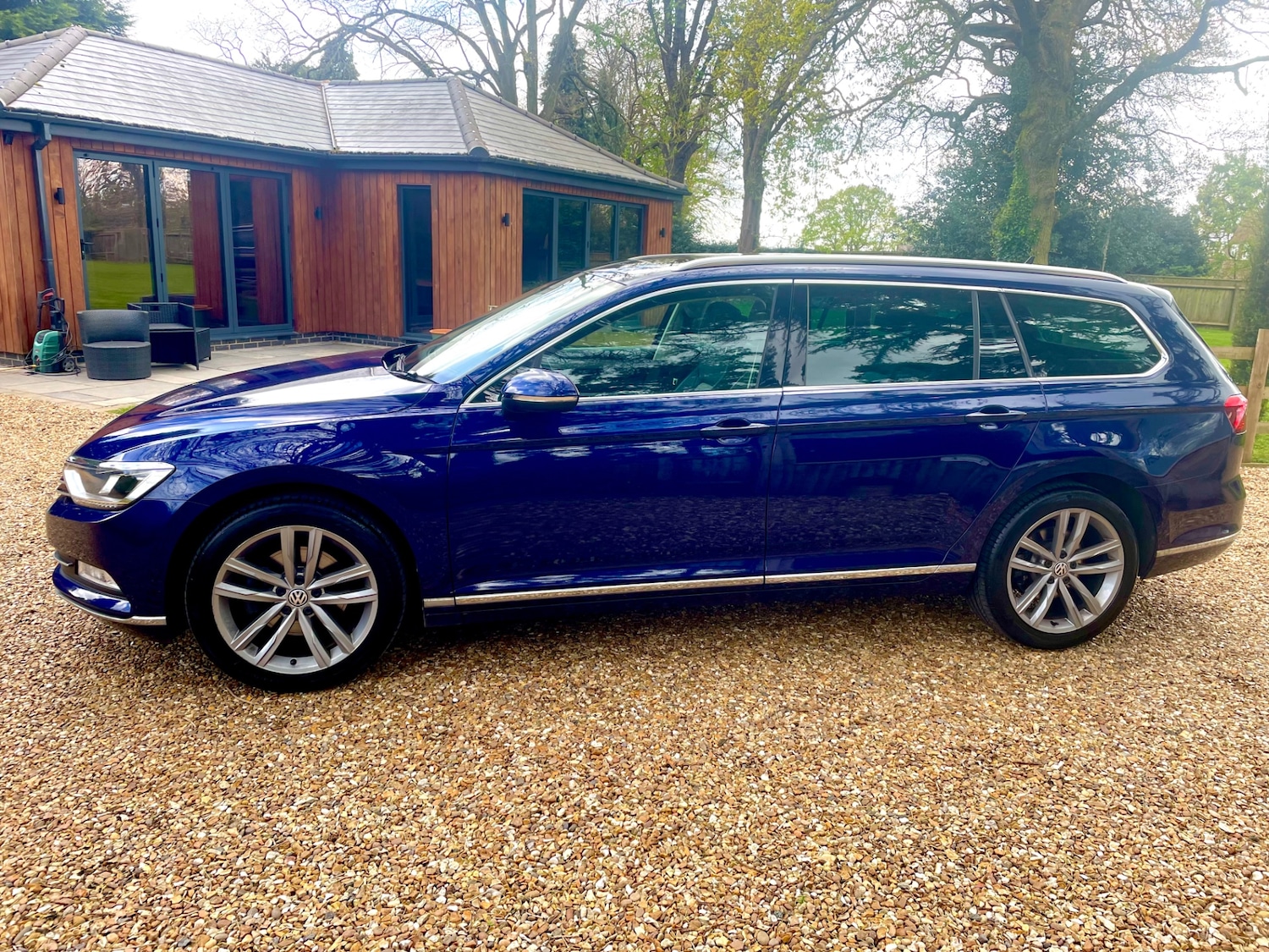 Used Volkswagen Passat 2019 for sale - 78000038: Photo 2