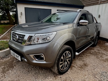 Used Nissan Navara 2018 for sale - 76006992: Photo 2