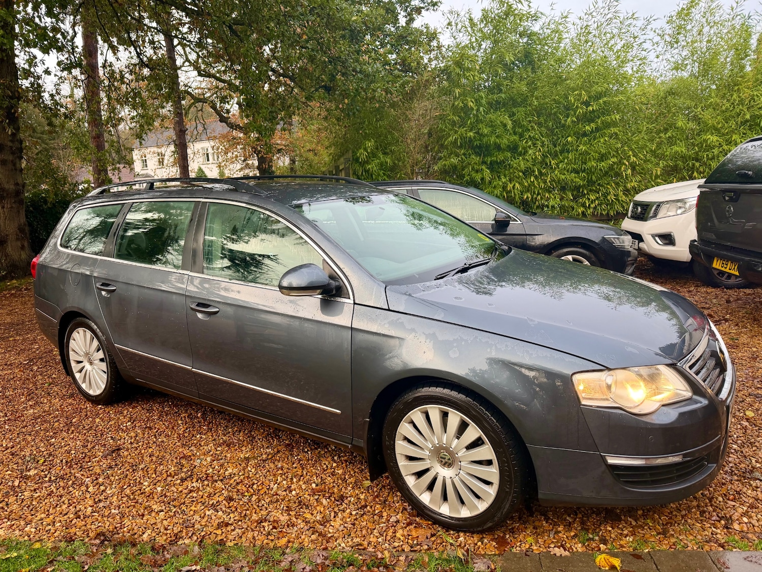 Used Volkswagen Passat 2010 for sale - 76553217: Photo 2