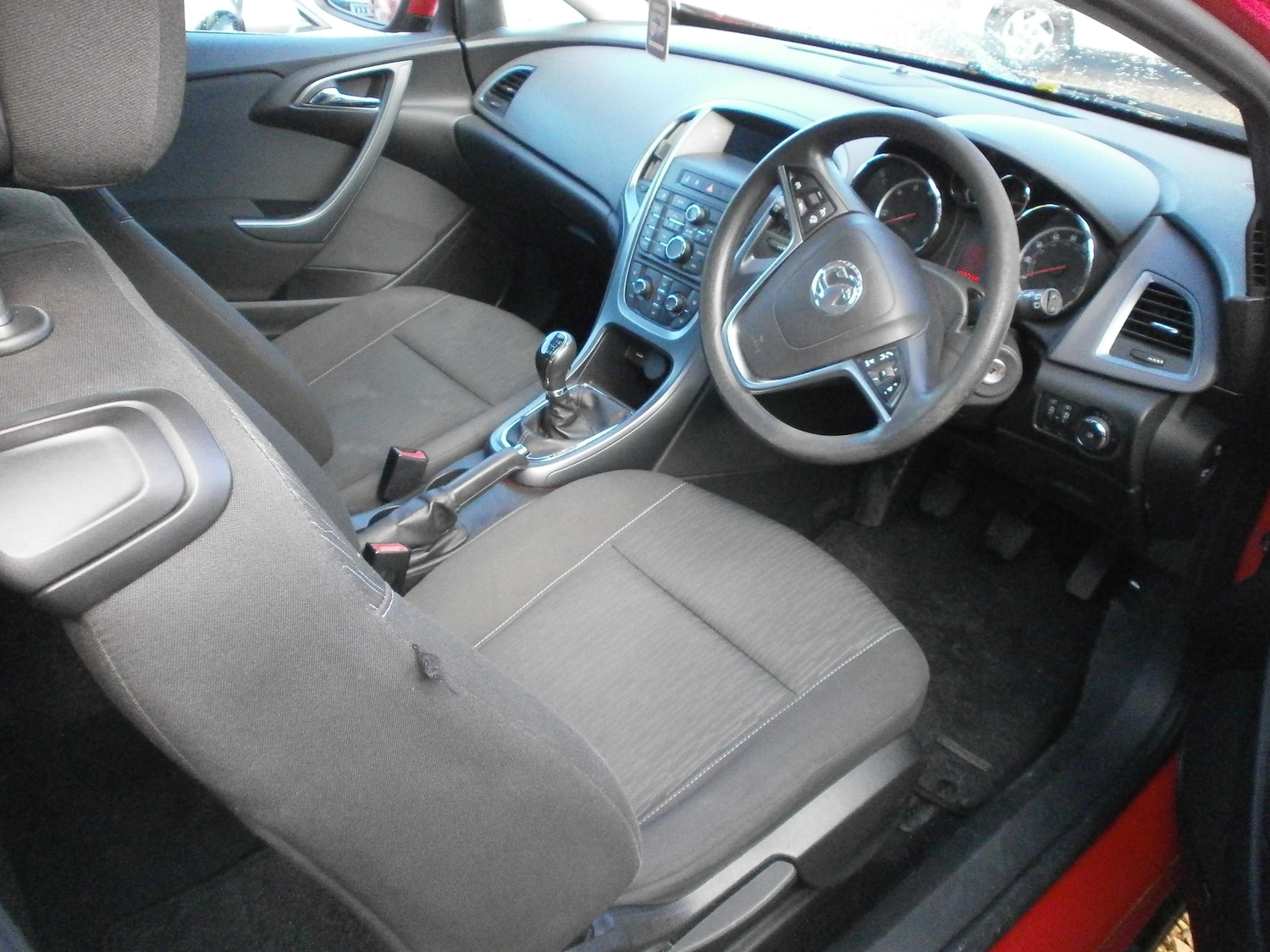 Used Vauxhall Astra 2012 for sale - 77145194: Photo 4