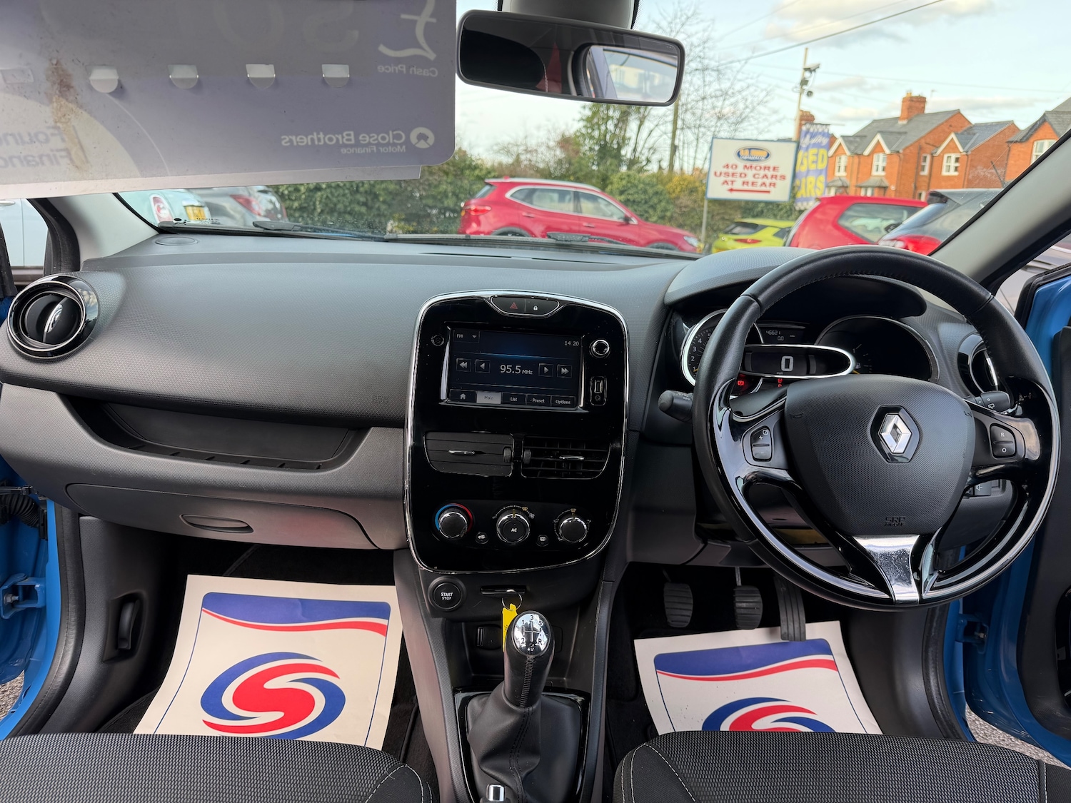 Used Renault Clio 2014 for sale - 77565481: Photo 12