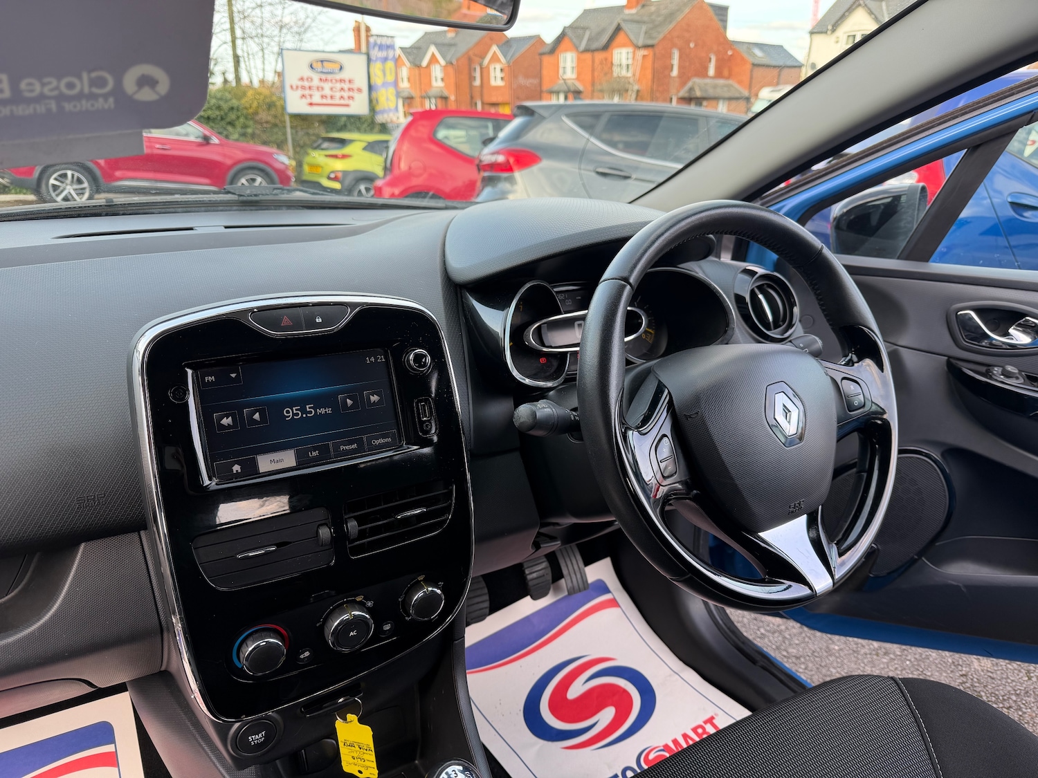 Used Renault Clio 2014 for sale - 77565481: Photo 13