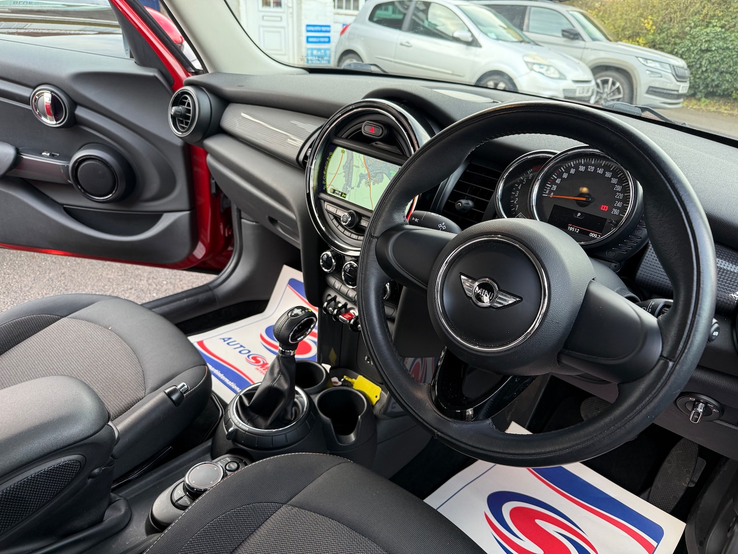 Used MINI Hatch 2015 for sale - 77960040: Photo 5