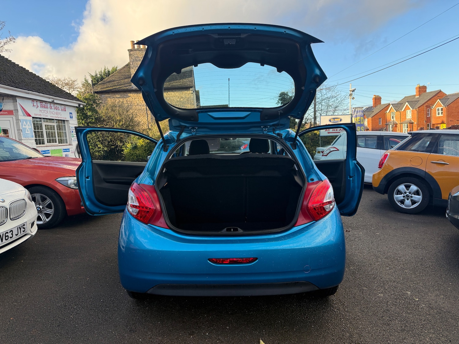 Used Peugeot 208 2013 for sale - 77145237: Photo 12