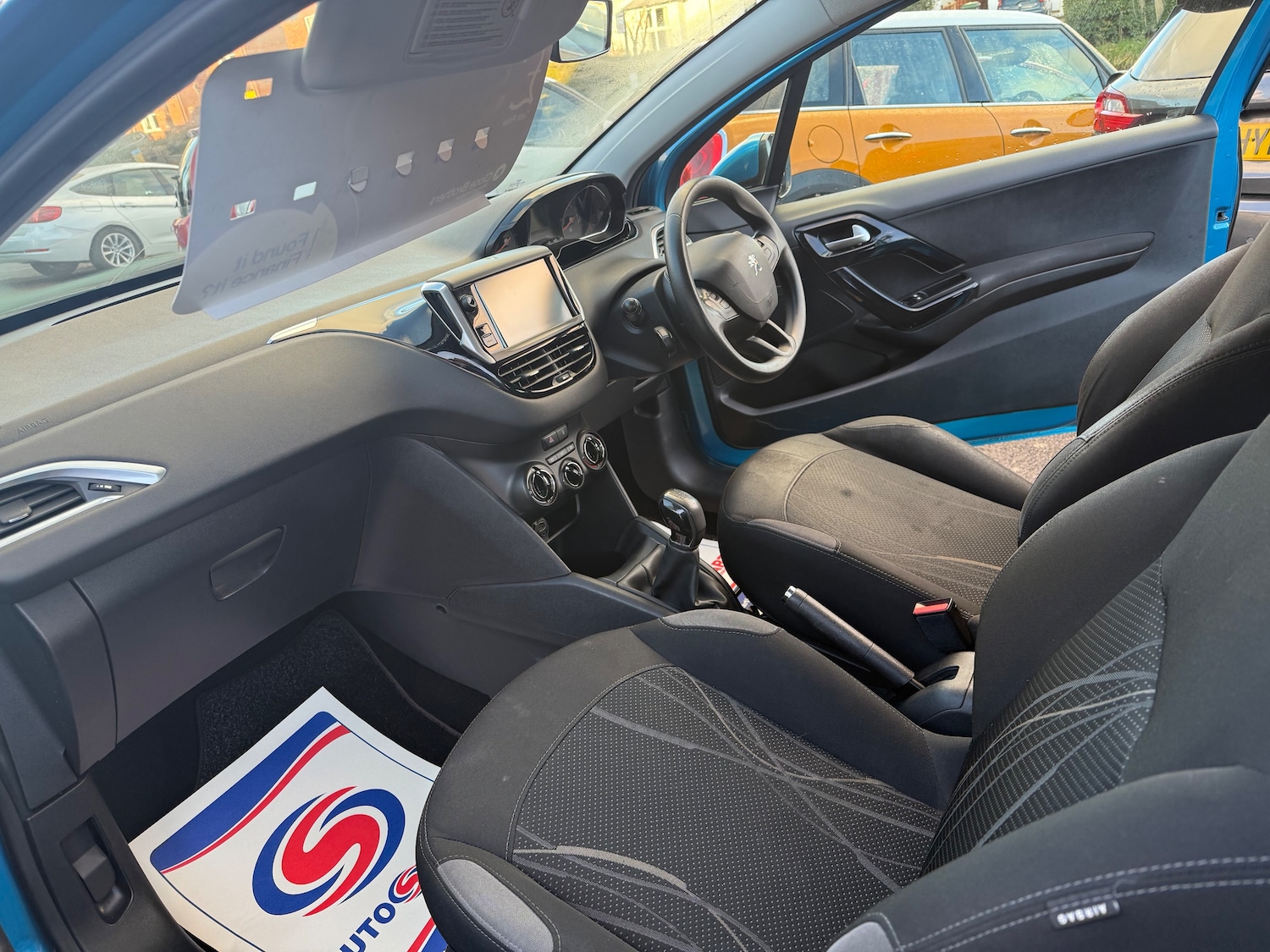 Used Peugeot 208 2013 for sale - 77145237: Photo 5