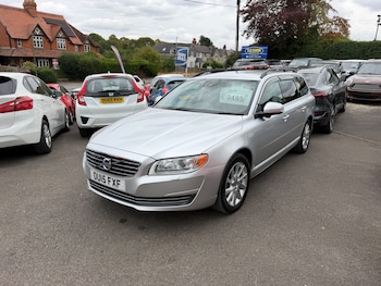 Used Volvo V70 2015 for sale - 79558567: Photo