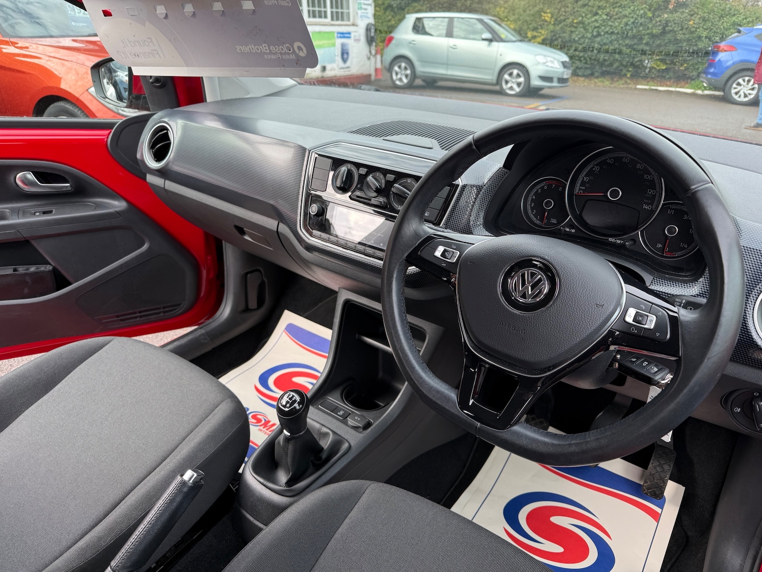 Used Volkswagen up! 2017 for sale - 77145221: Photo 12