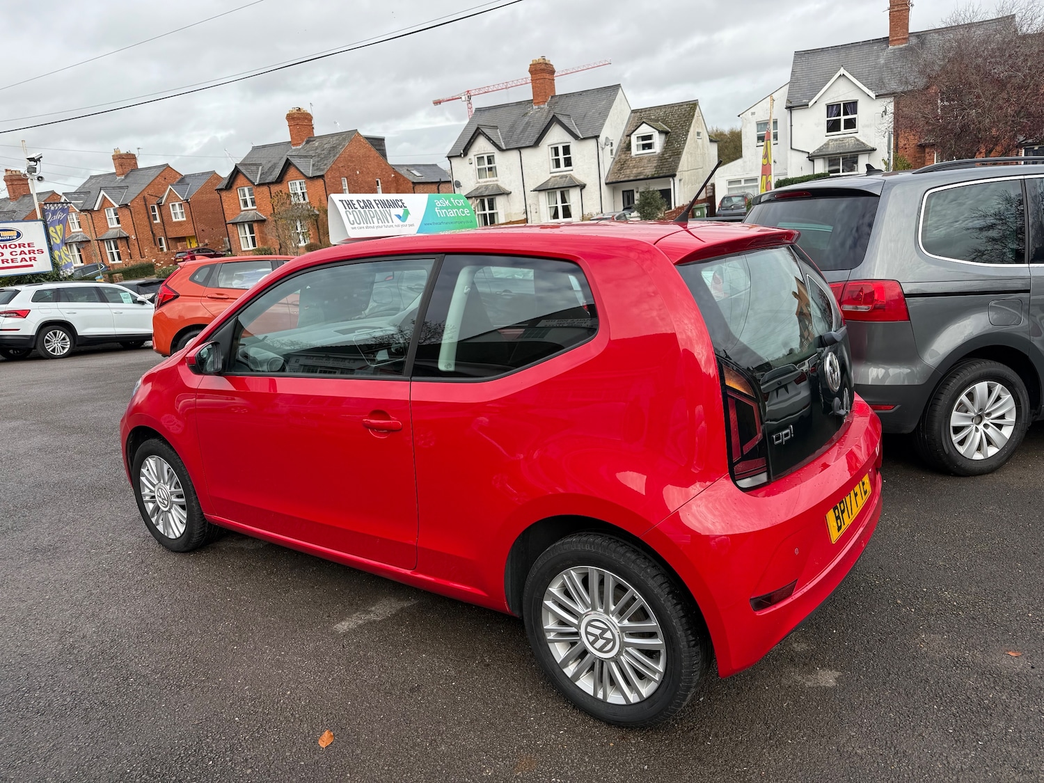 Used Volkswagen up! 2017 for sale - 77145221: Photo 2