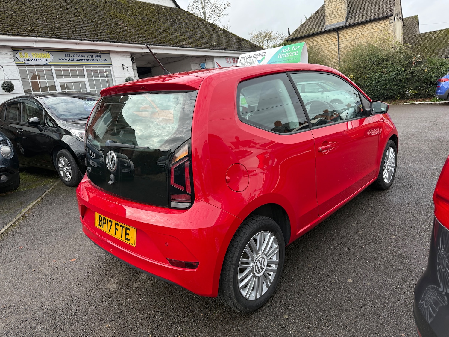 Used Volkswagen up! 2017 for sale - 77145221: Photo 4