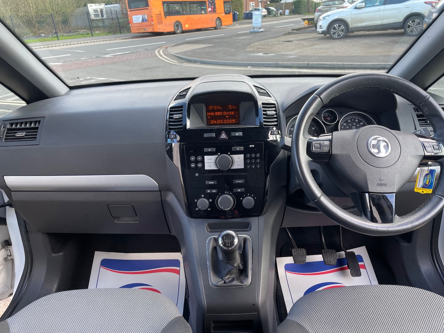 Used Vauxhall Zafira 2014 for sale - 77145197: Photo 12