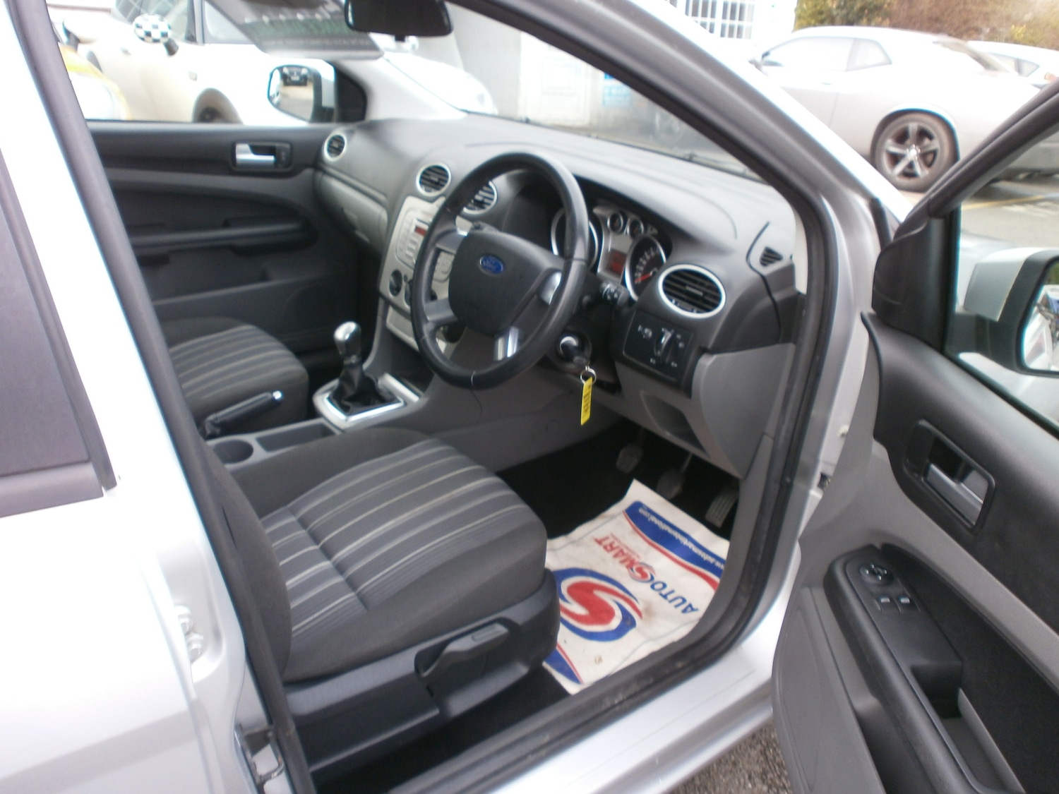 Used Ford Focus 2009 for sale - 77616994: Photo 5