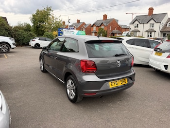 Used Volkswagen Polo 2017 for sale - 79563677: Photo