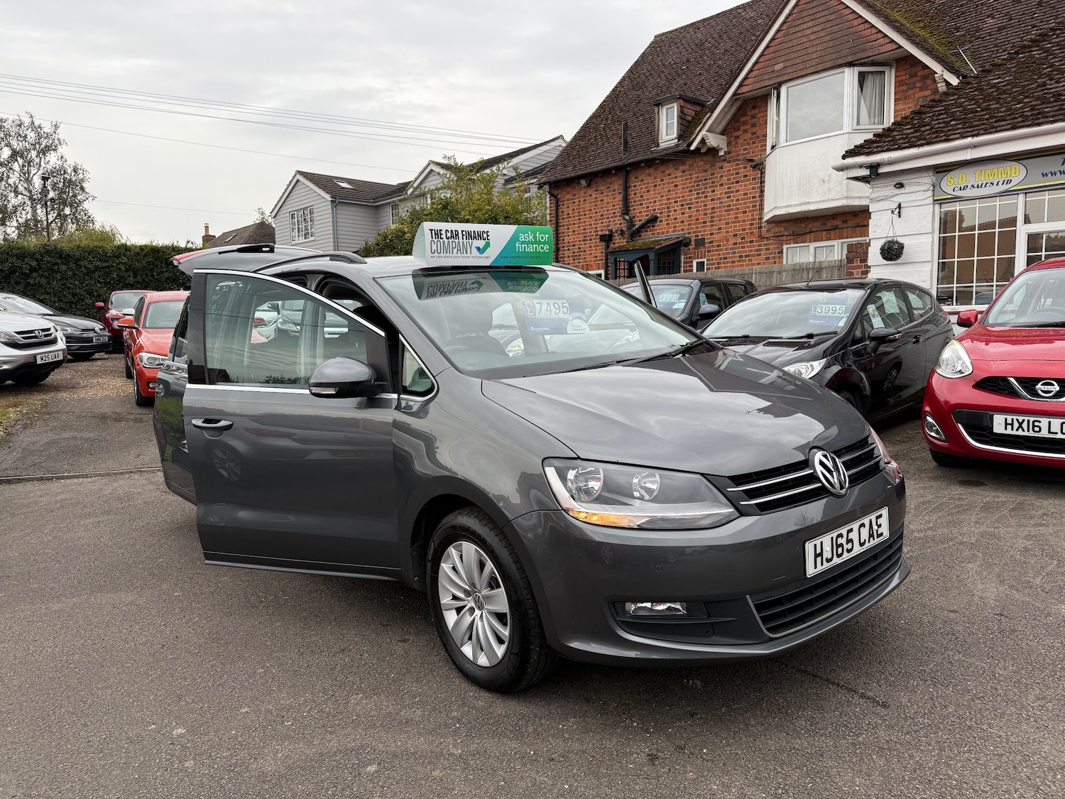 Used Volkswagen Sharan 2015 for sale - 77145212: Photo 1