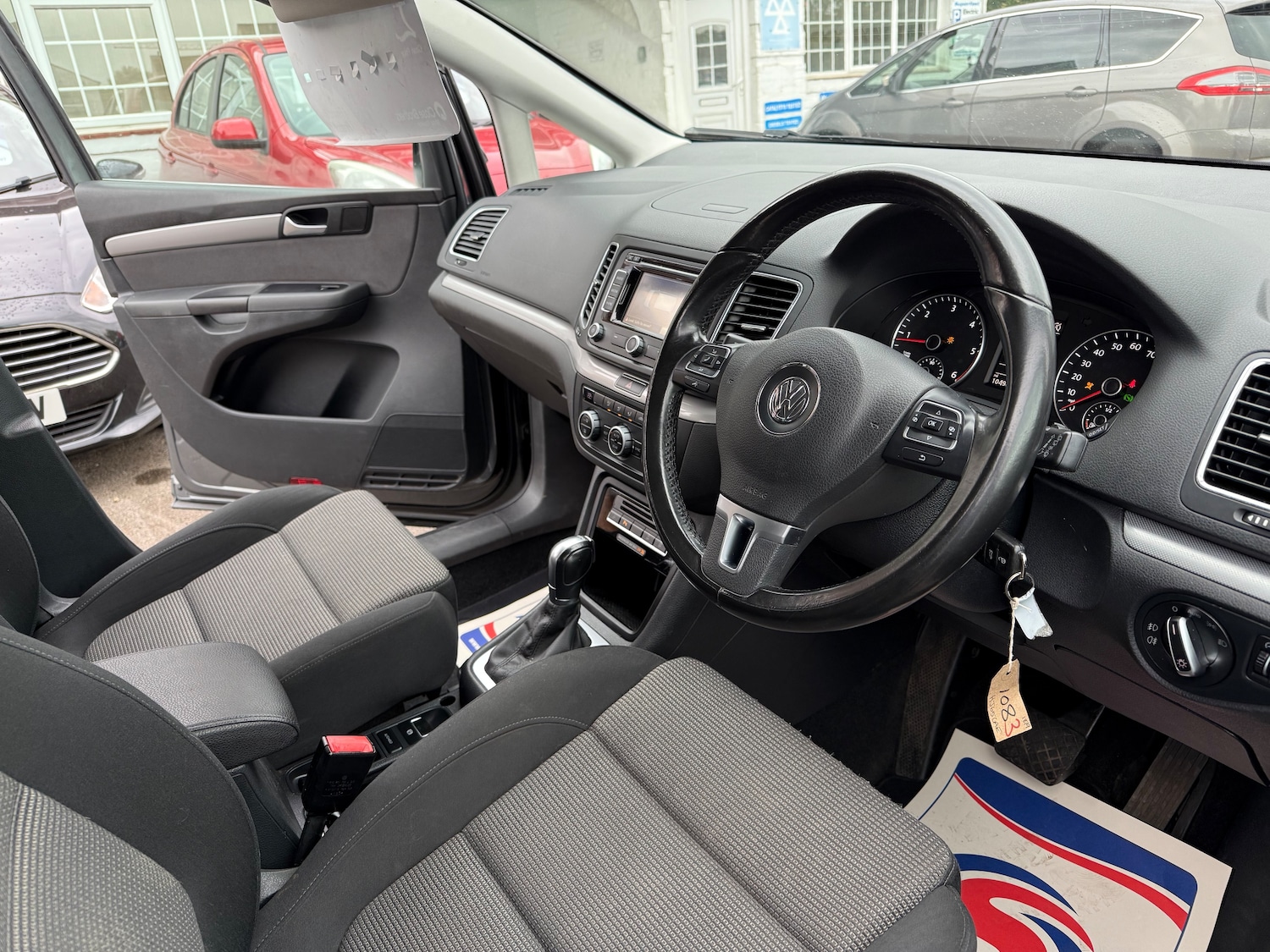 Used Volkswagen Sharan 2015 for sale - 77145212: Photo 16
