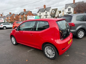 Used Volkswagen up! 2017 for sale - 78774142: Photo