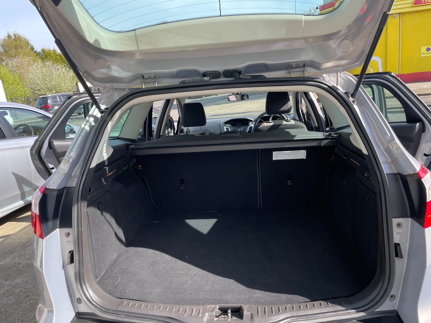 Used Ford Focus for sale - 77145202: Photo 9