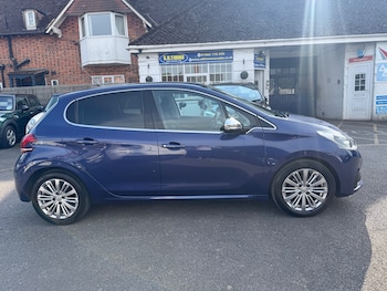 Used Peugeot 208 2017 for sale - 78540038: Photo