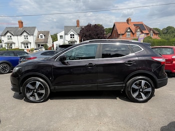 Used Nissan Qashqai 2017 for sale - 79301640: Photo