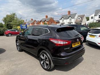 Used Nissan Qashqai 2017 for sale - 79301640: Photo