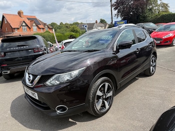 Used Nissan Qashqai 2017 for sale - 79301640: Photo