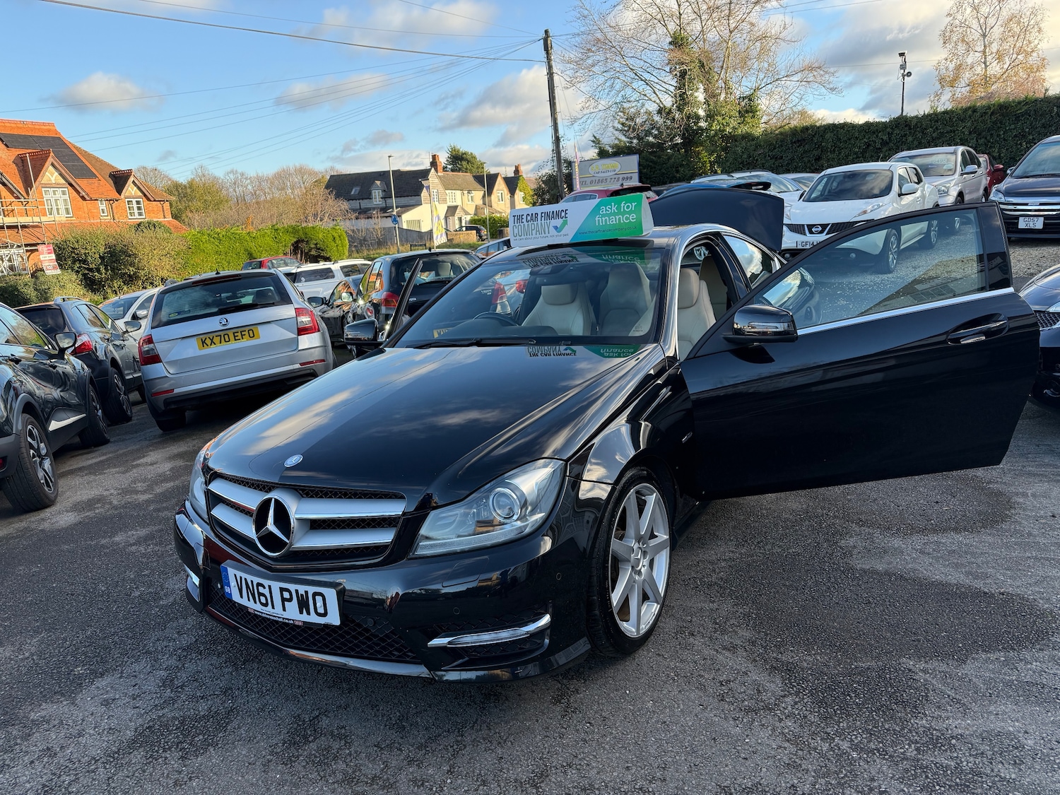 Used Mercedes-Benz C Class 2011 for sale - 77145229: Photo 11