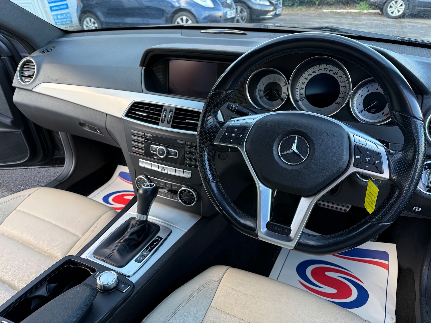 Used Mercedes-Benz C Class 2011 for sale - 77145229: Photo 14