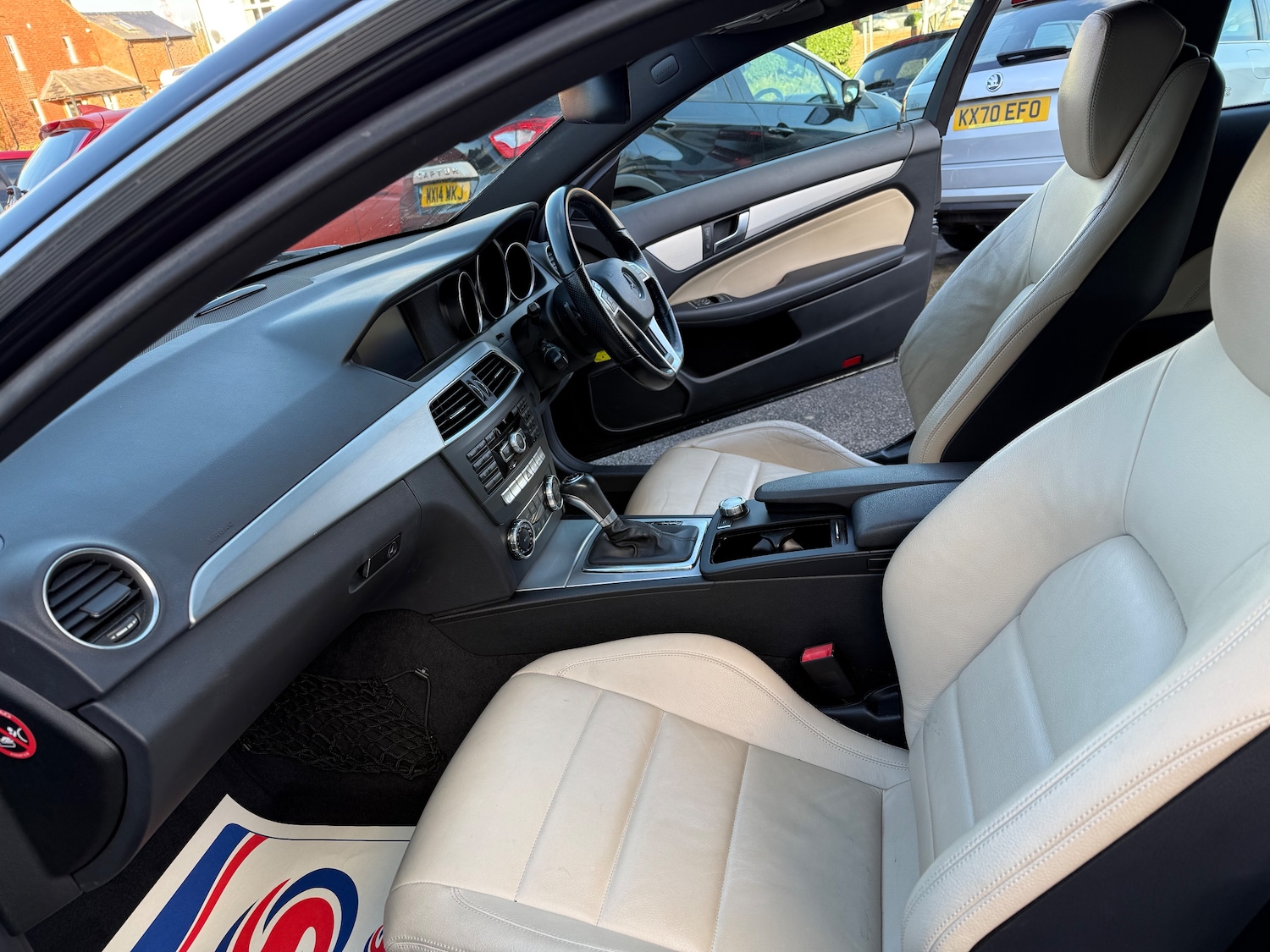 Used Mercedes-Benz C Class 2011 for sale - 77145229: Photo 15