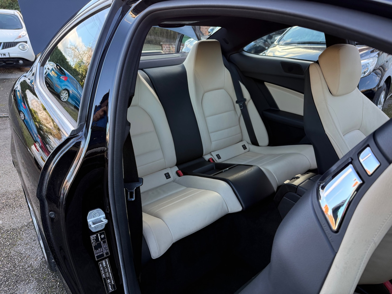 Used Mercedes-Benz C Class 2011 for sale - 77145229: Photo 17