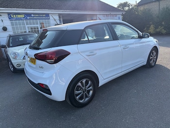 Used Hyundai i20 2019 for sale - 79238657: Photo
