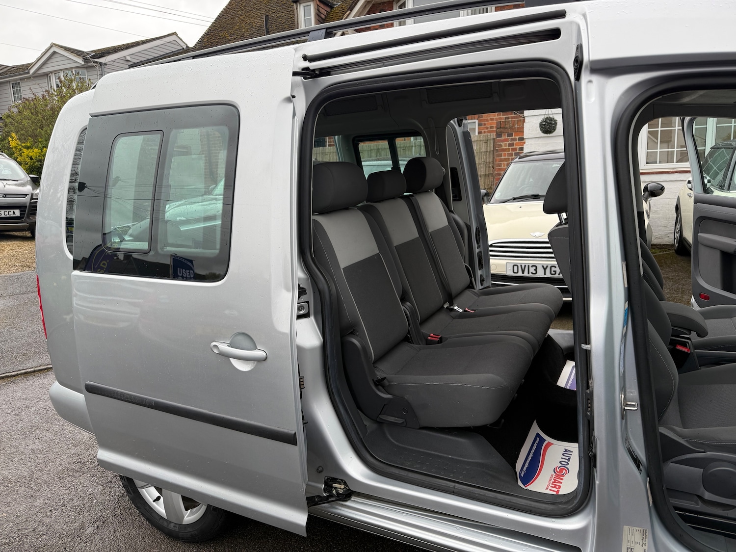 Used Volkswagen Caddy Maxi Life 2011 for sale - 78049876: Photo 19