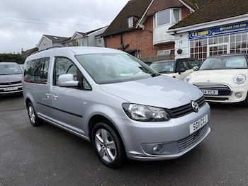 Used Volkswagen Caddy Maxi Life 2011 for sale - 78049876: Photo