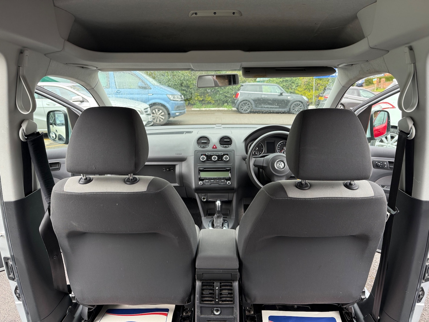 Used Volkswagen Caddy Maxi Life 2011 for sale - 78049876: Photo 21