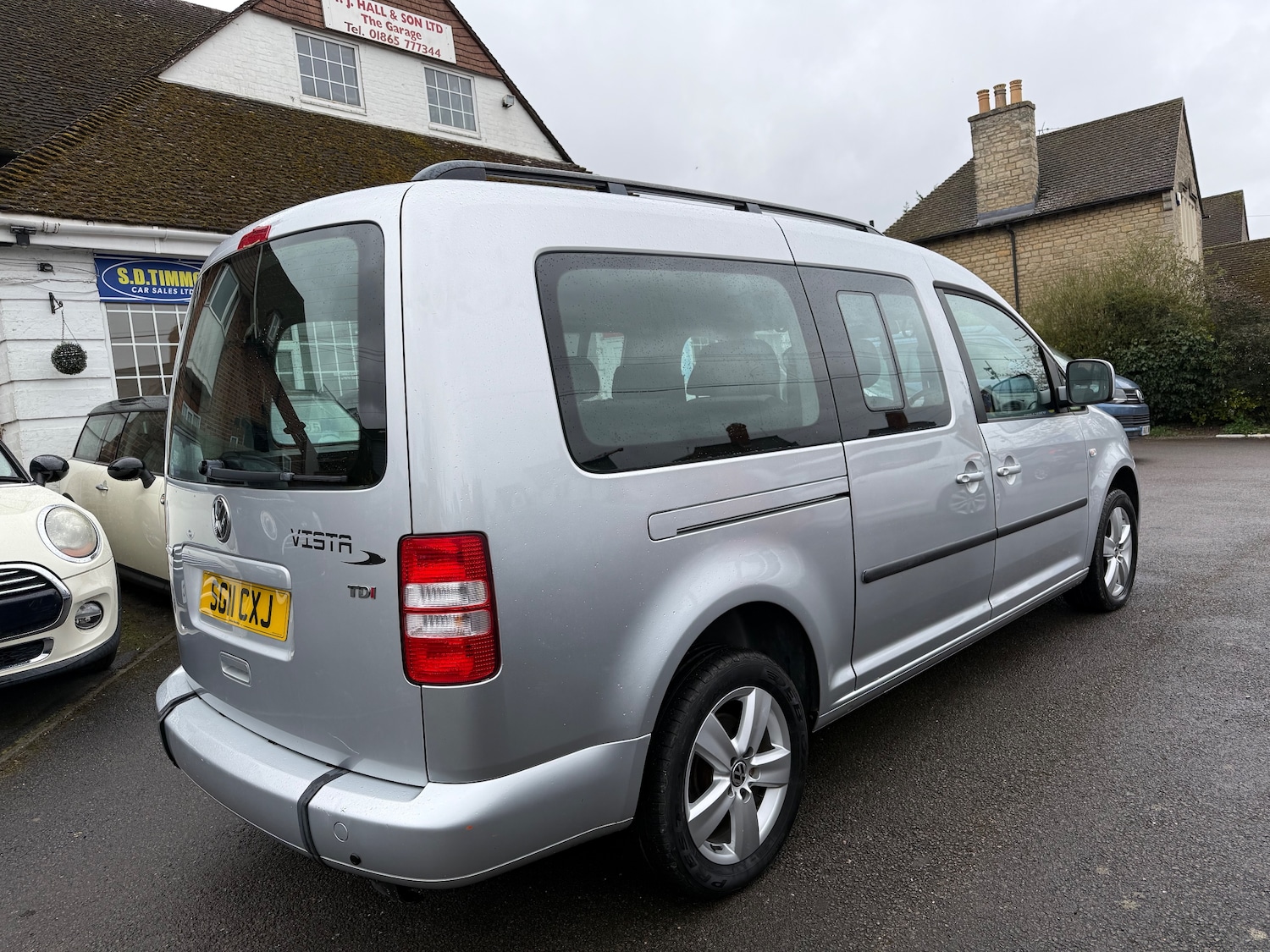Used Volkswagen Caddy Maxi Life 2011 for sale - 78049876: Photo 6